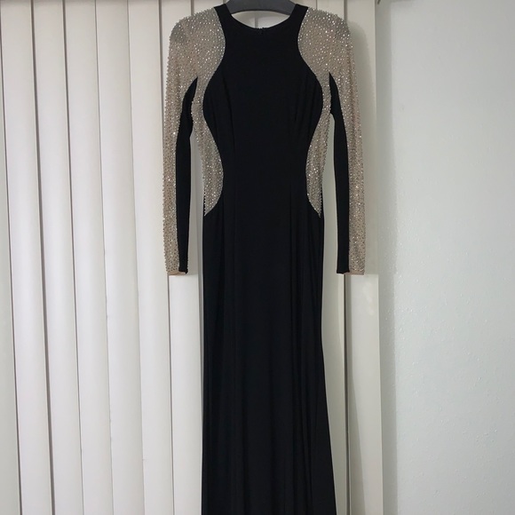 Maxi Black Dress - Picture 1 of 6